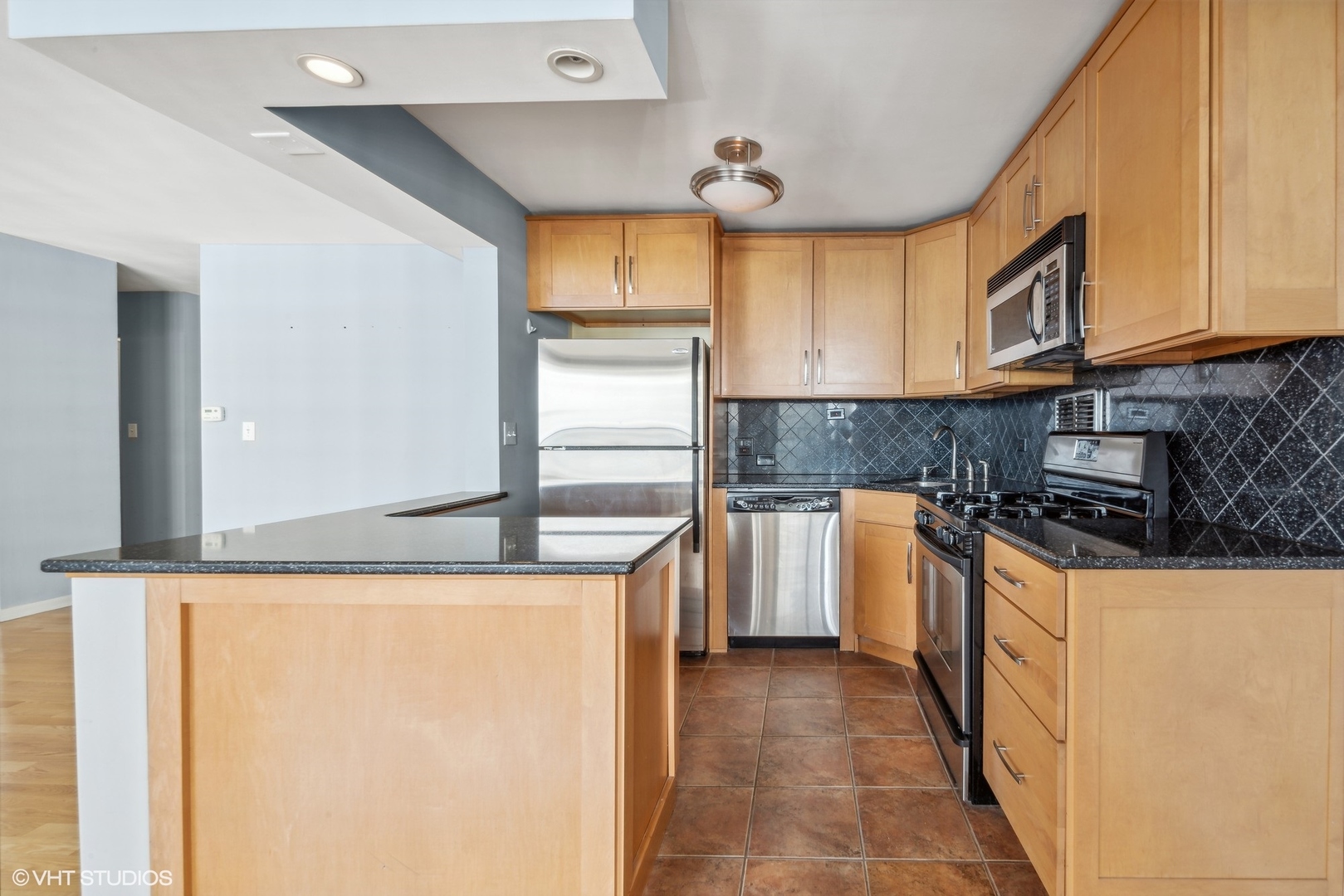400 E Randolph Street Unit: 3527