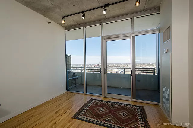 1720 S Michigan Avenue Unit: 2712