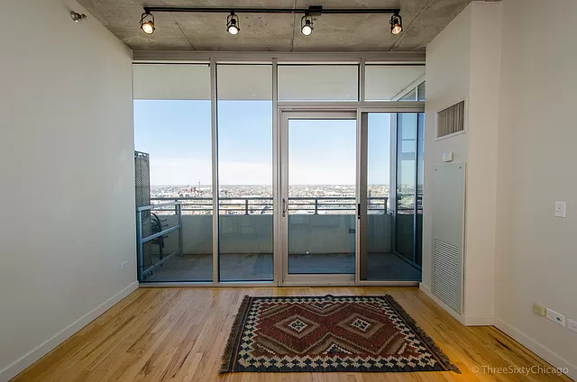 1720 S Michigan Avenue Unit: 2712