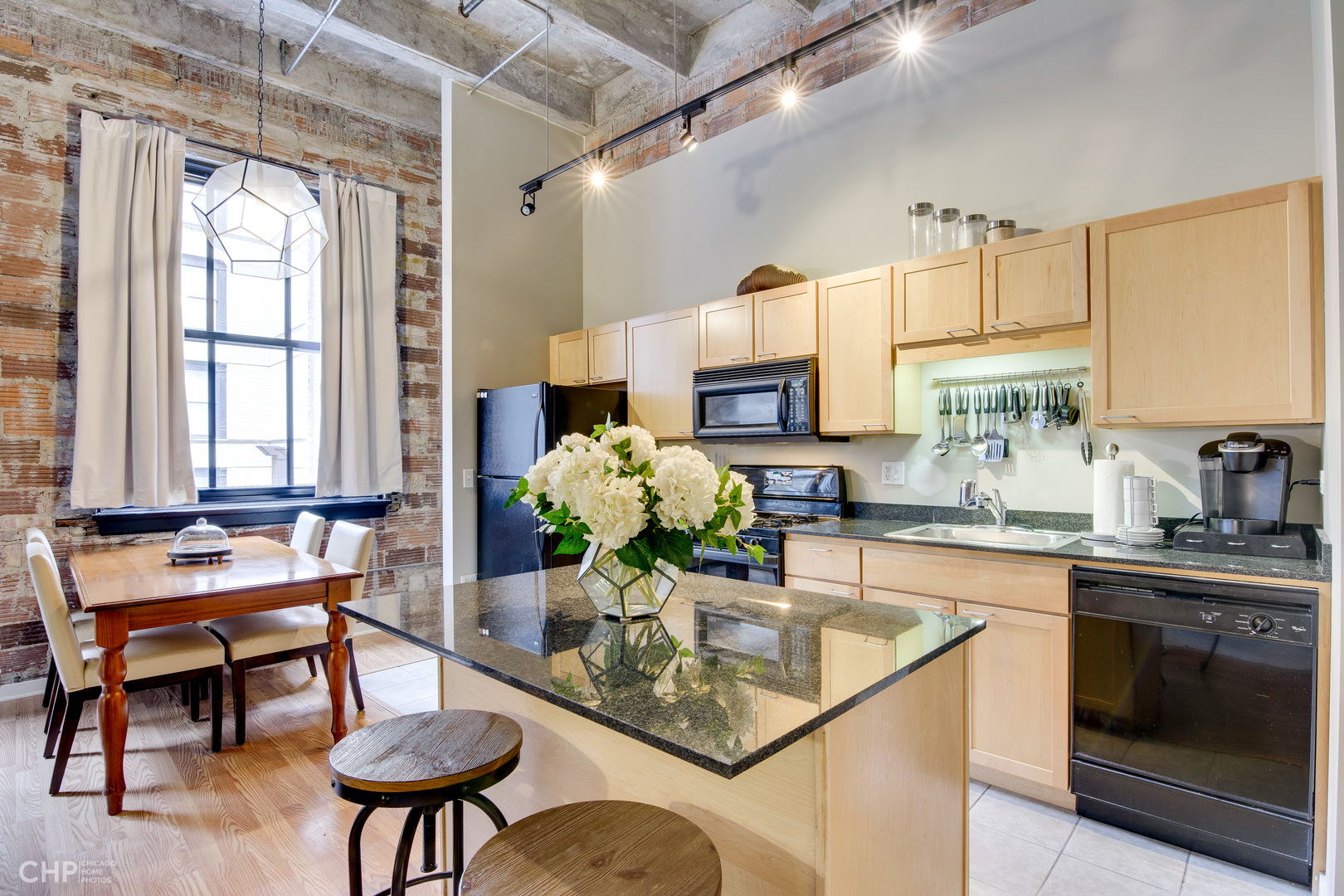 20 N STATE Street Unit: 909