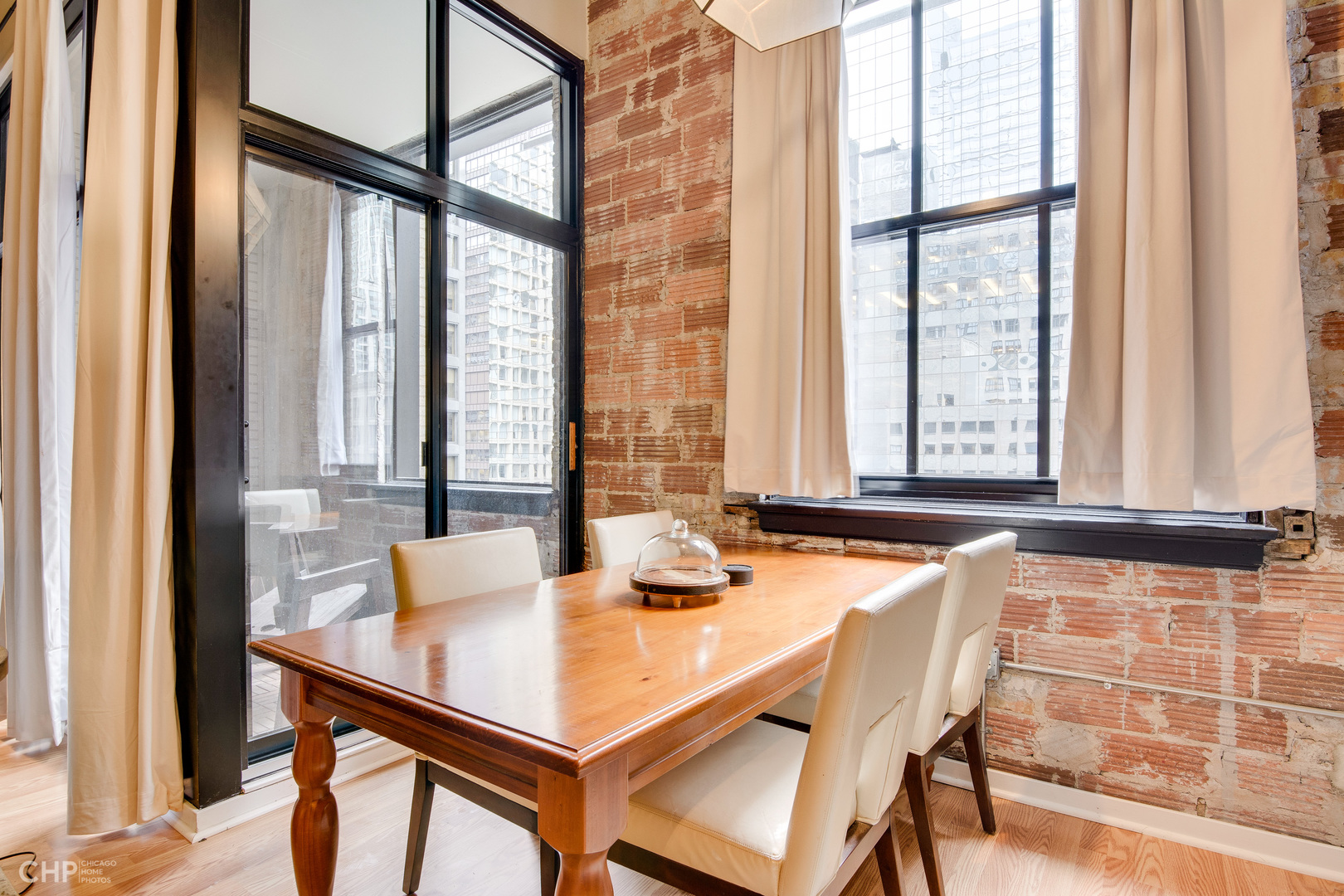 20 N STATE Street Unit: 909