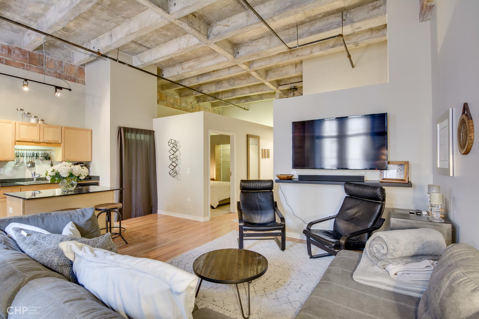 20 N STATE Street Unit: 909