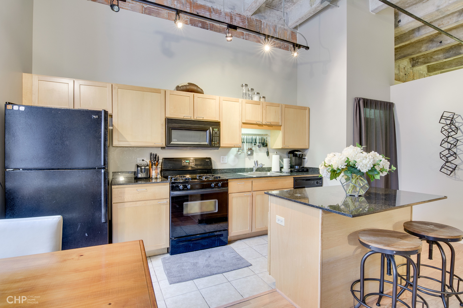 20 N STATE Street Unit: 909