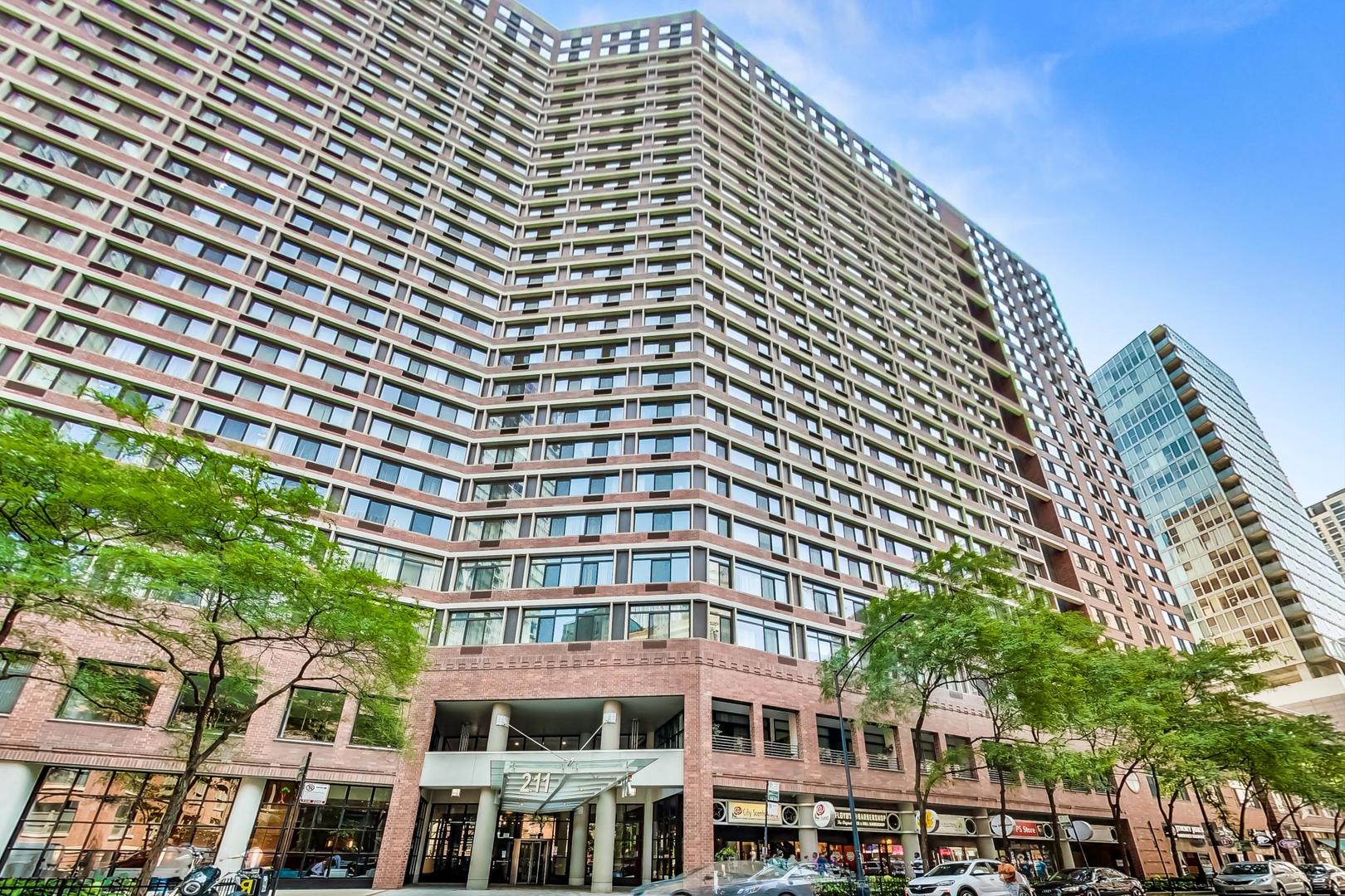 211 E Ohio Street Unit: 1619