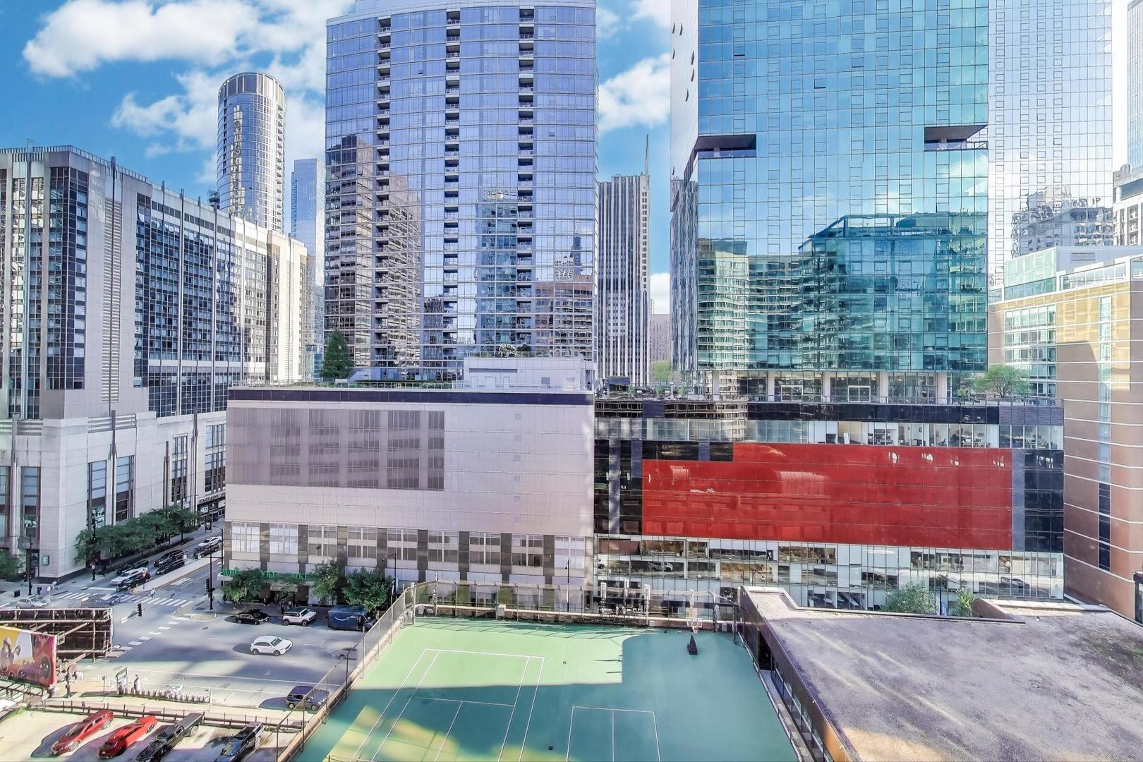 211 E Ohio Street Unit: 1619