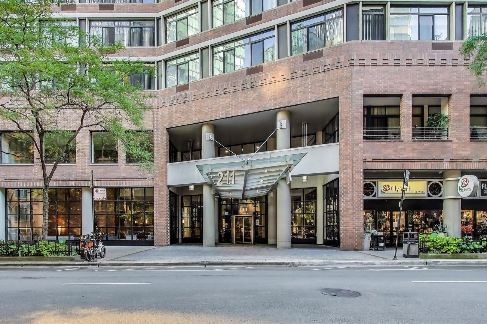 211 E Ohio Street Unit: 1619