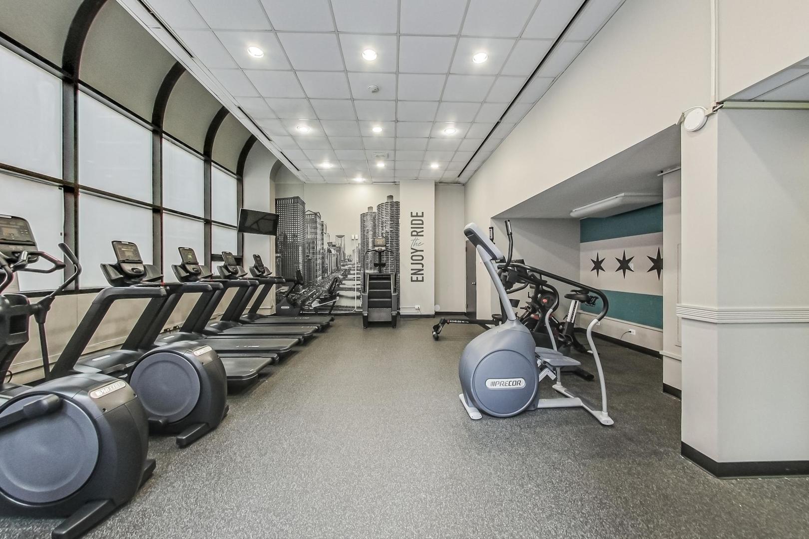 211 E Ohio Street Unit: 1619