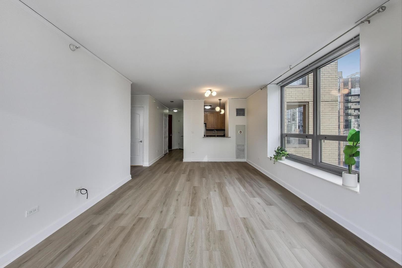 420 E Waterside Drive Unit: 3304