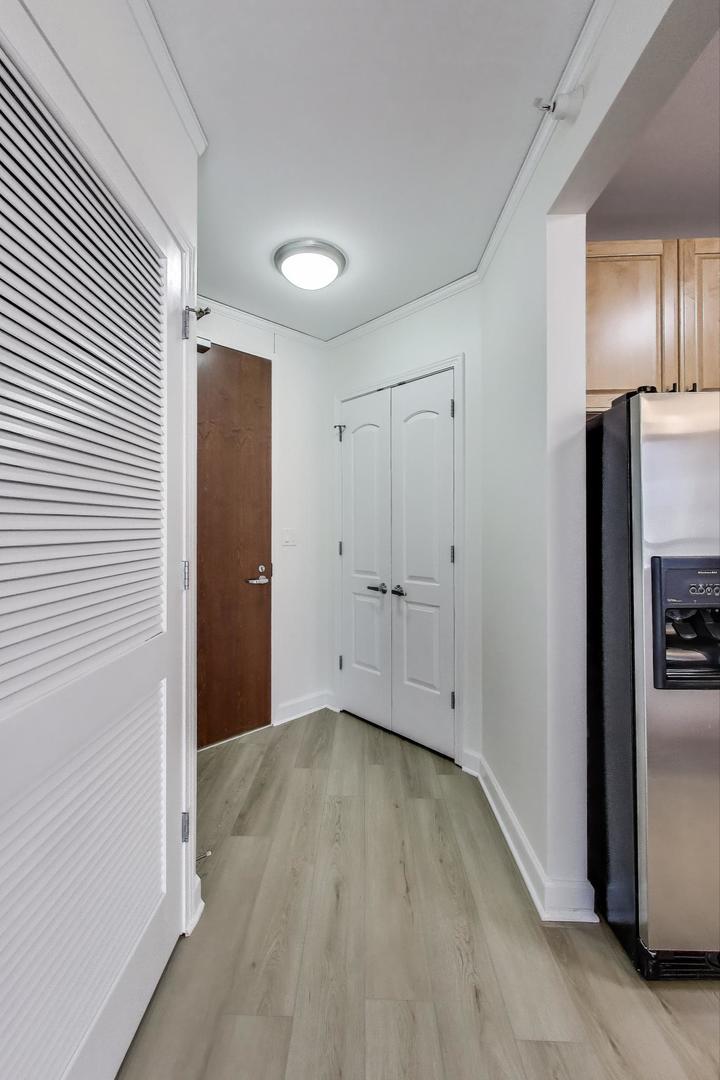 420 E Waterside Drive Unit: 3304