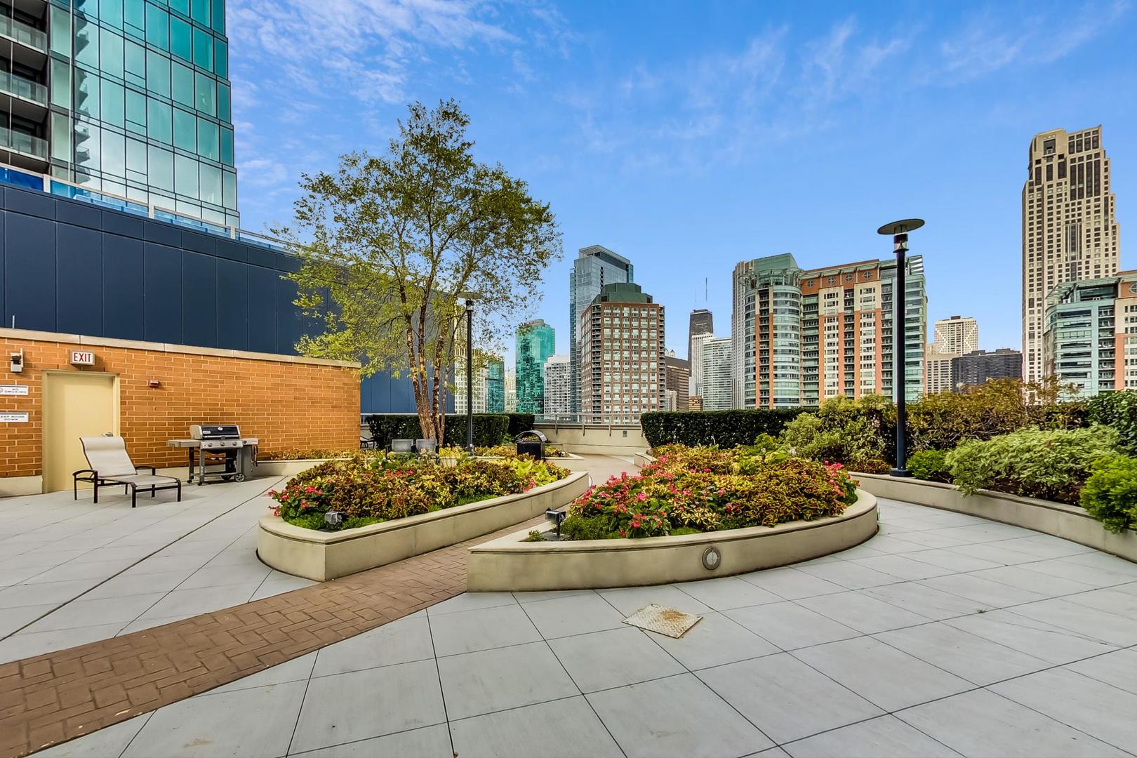 420 E Waterside Drive Unit: 3304