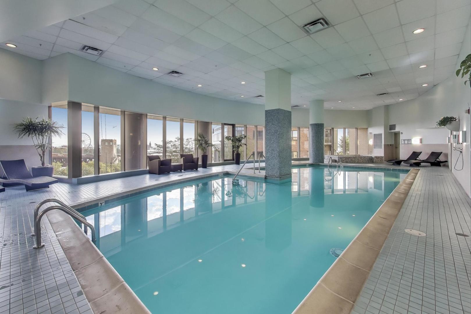 420 E Waterside Drive Unit: 3304