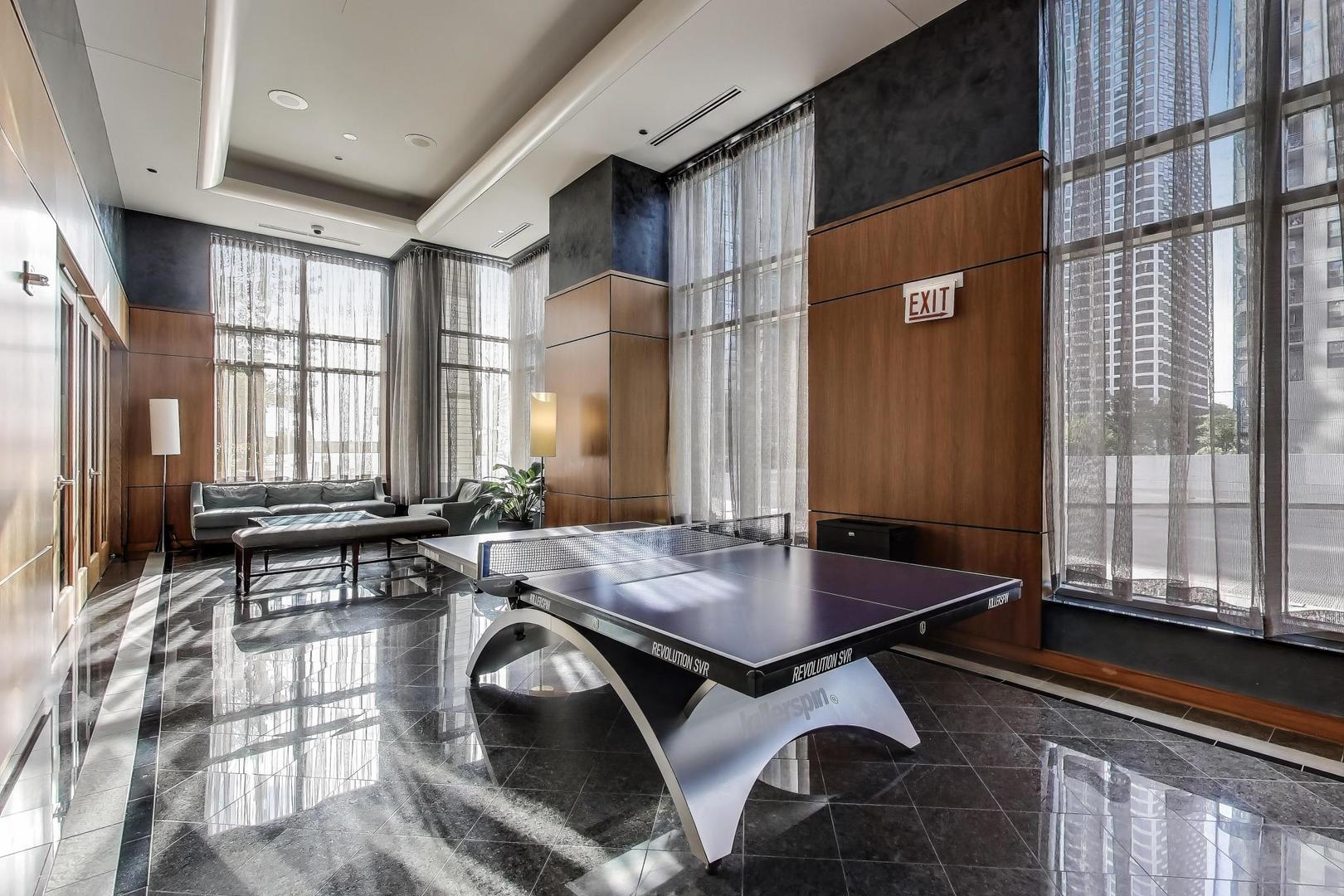 420 E Waterside Drive Unit: 3304