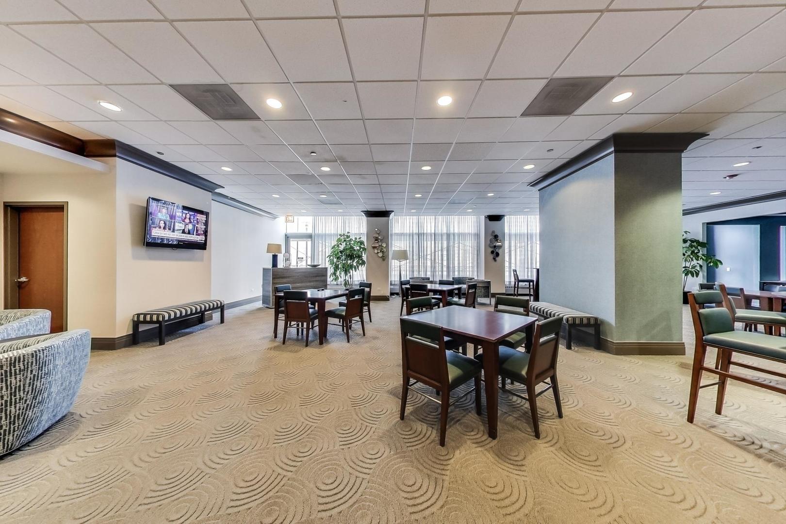 420 E Waterside Drive Unit: 3304