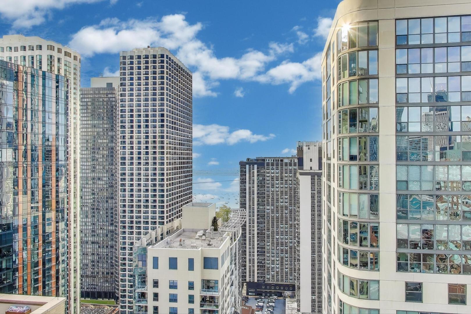 420 E Waterside Drive Unit: 3304