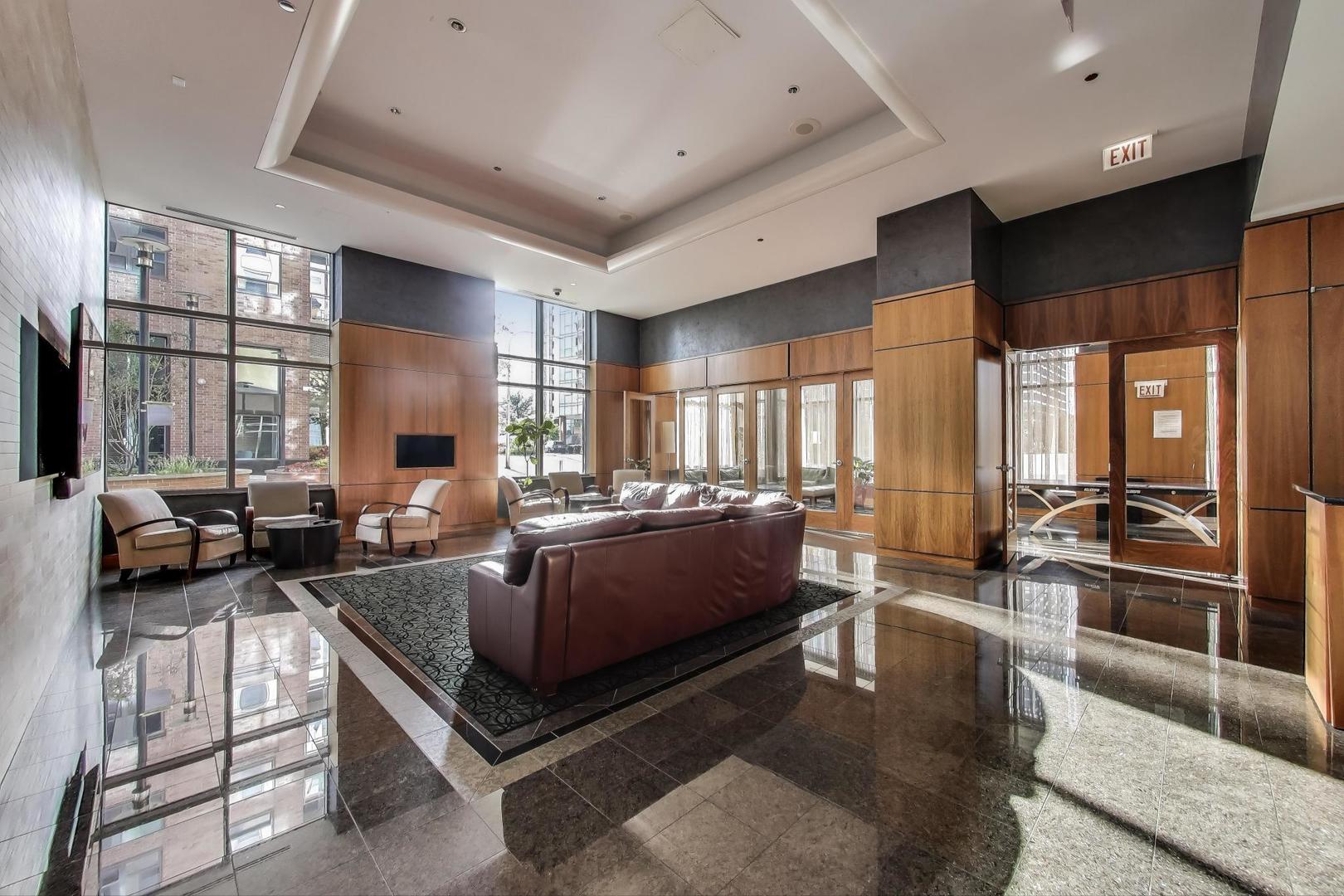 420 E Waterside Drive Unit: 3304