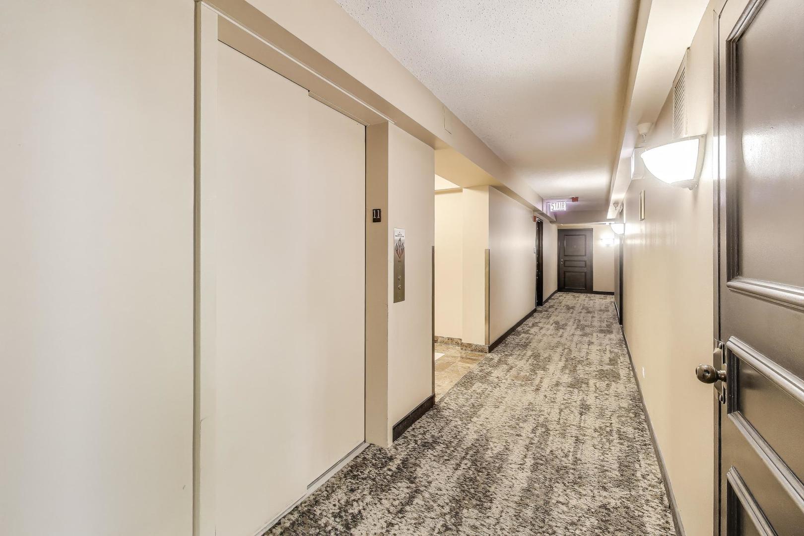 10 E ONTARIO Street Unit: 1110