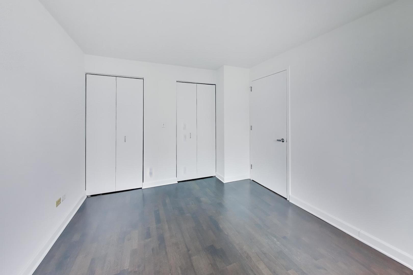 2 E Erie Street Unit: 2802