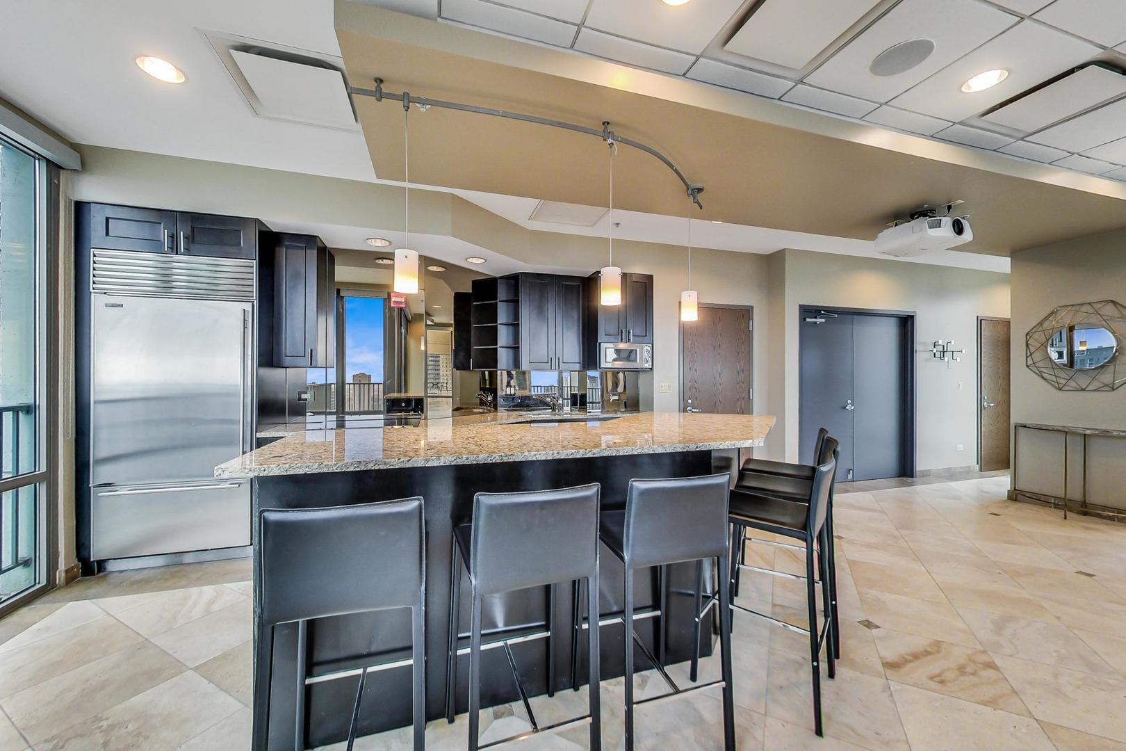 2 E Erie Street Unit: 2802