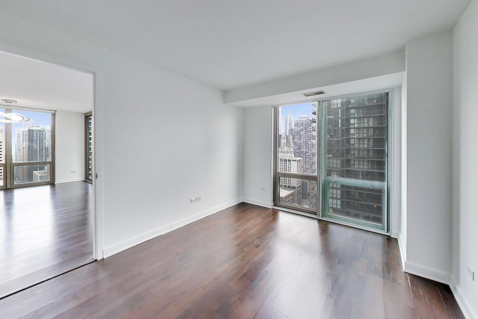 2 E Erie Street Unit: 2802