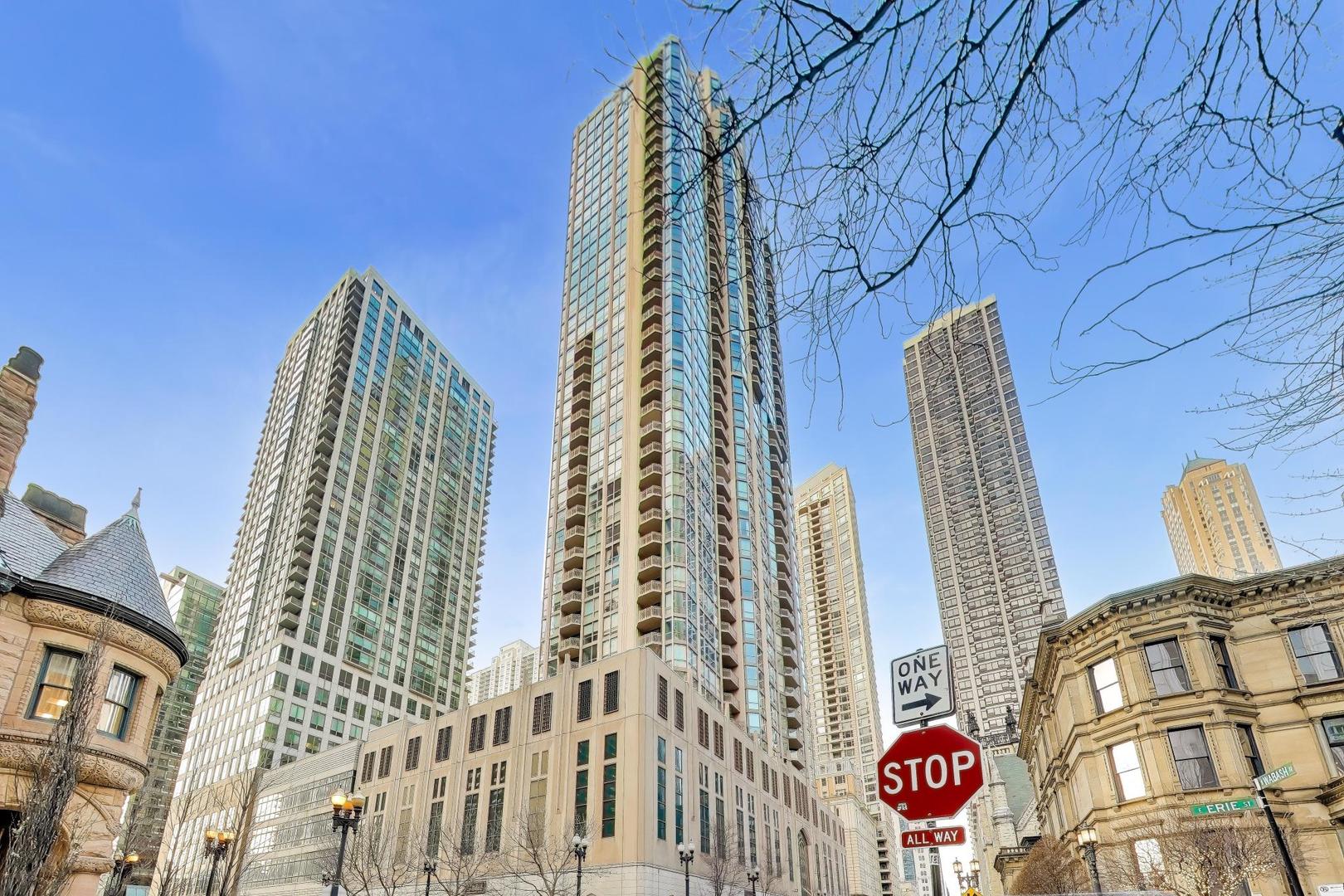 2 E Erie Street Unit: 2802