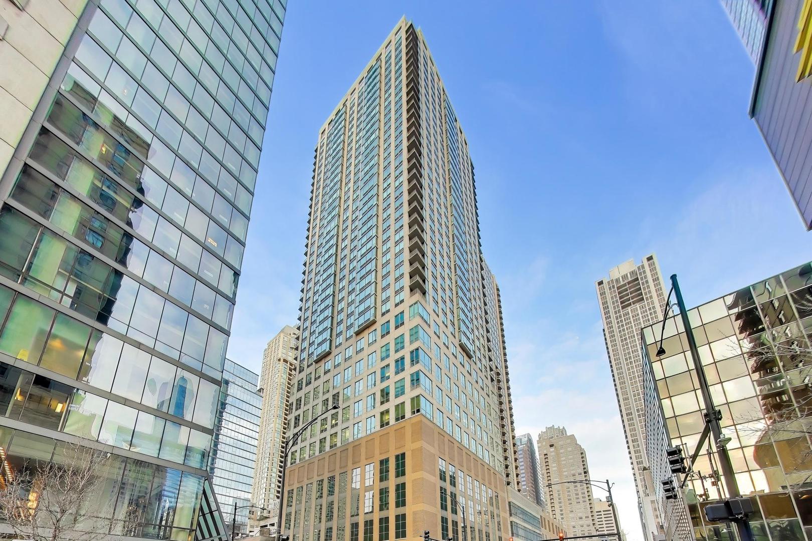 2 E Erie Street Unit: 2802