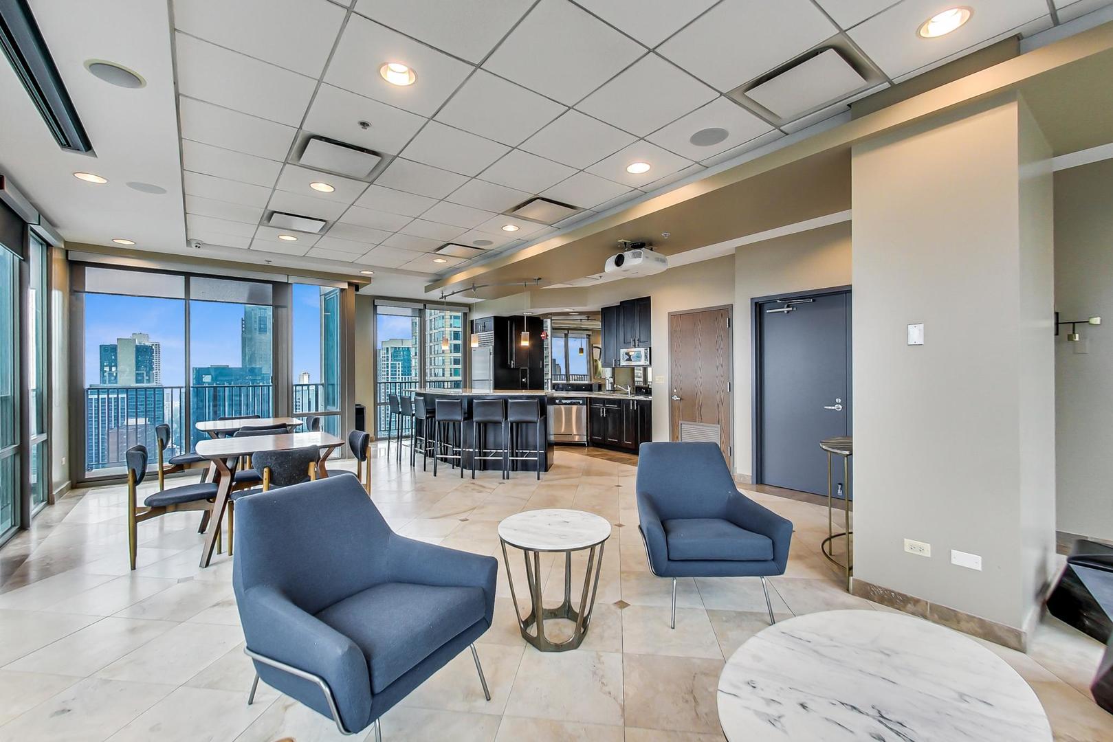 2 E Erie Street Unit: 2802