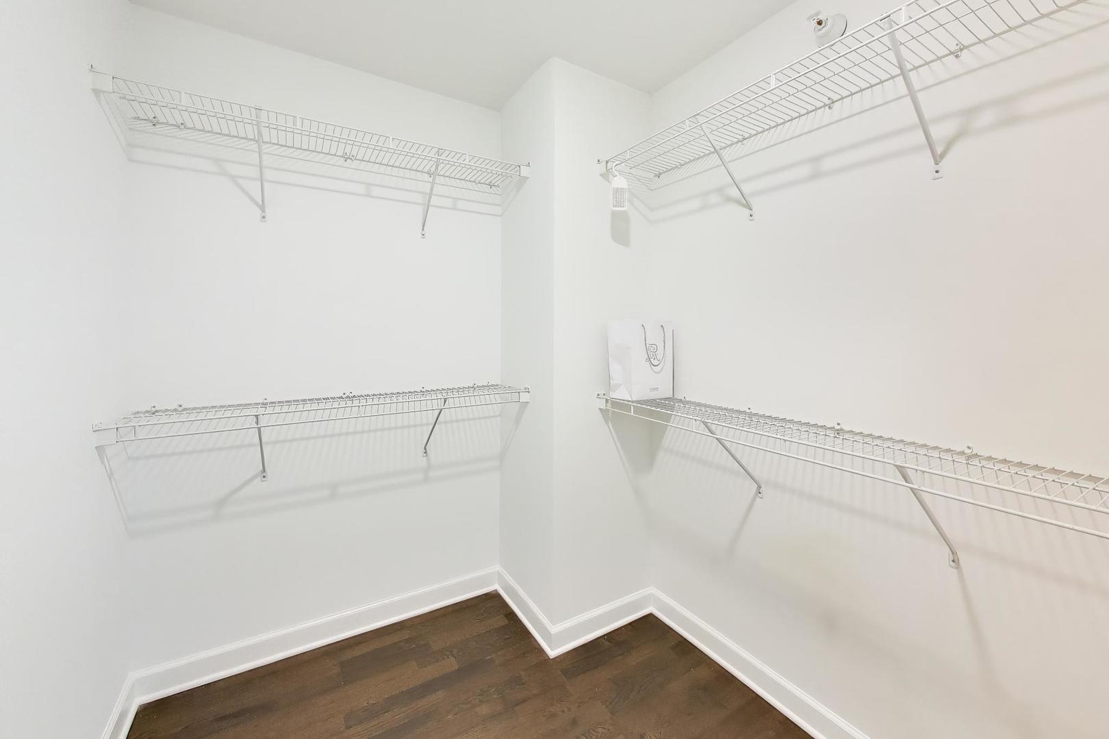 2 E Erie Street Unit: 2802