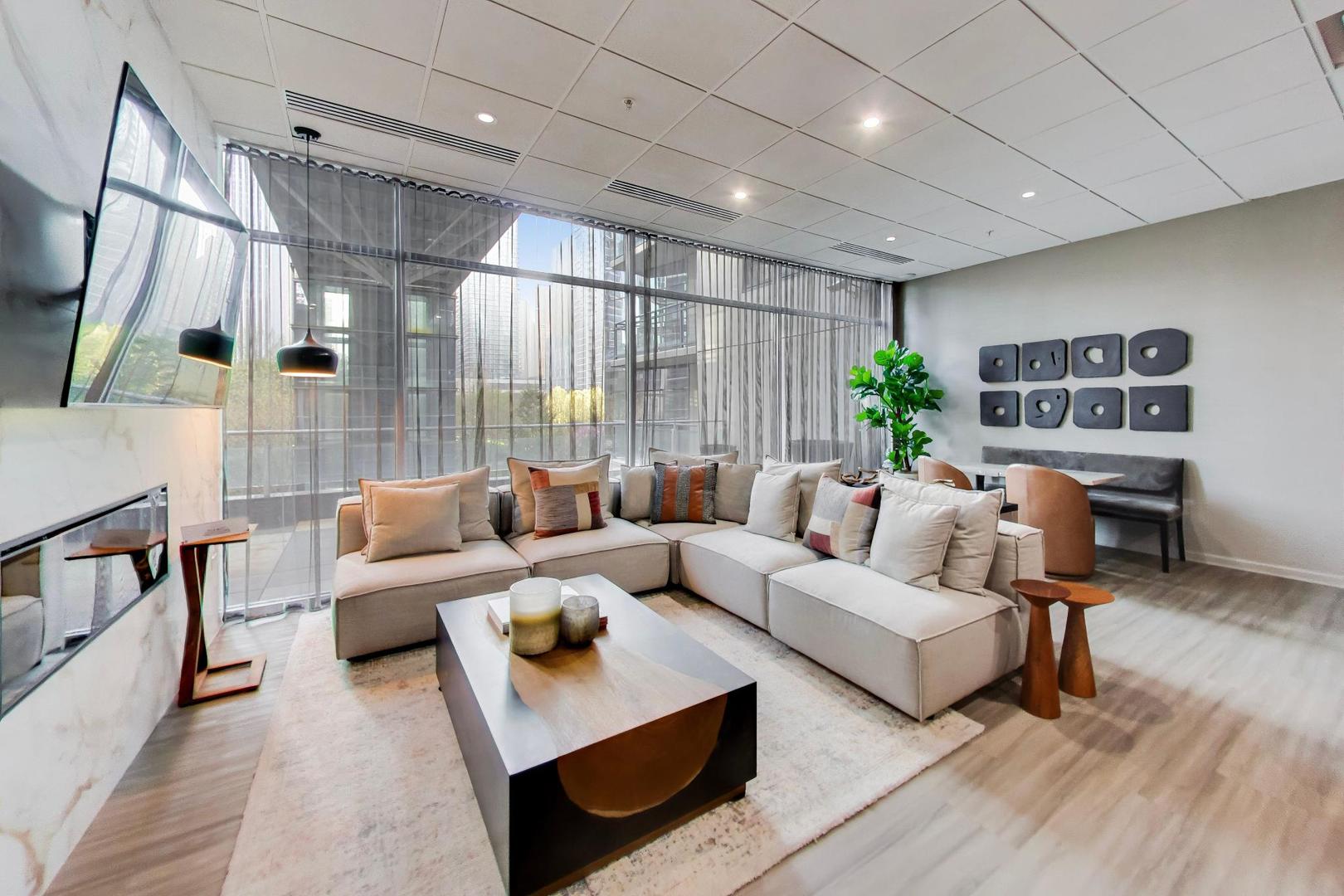 201 N Westshore Drive Unit: 801