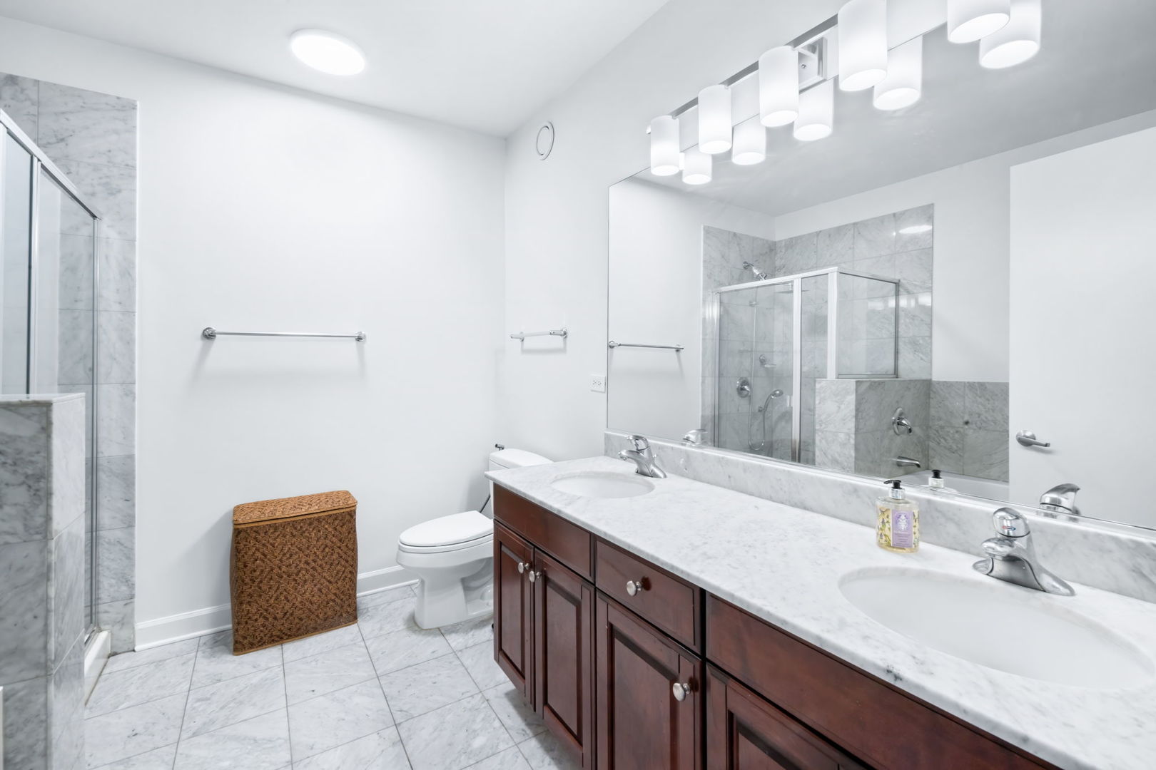 201 N Westshore Drive Unit: 801