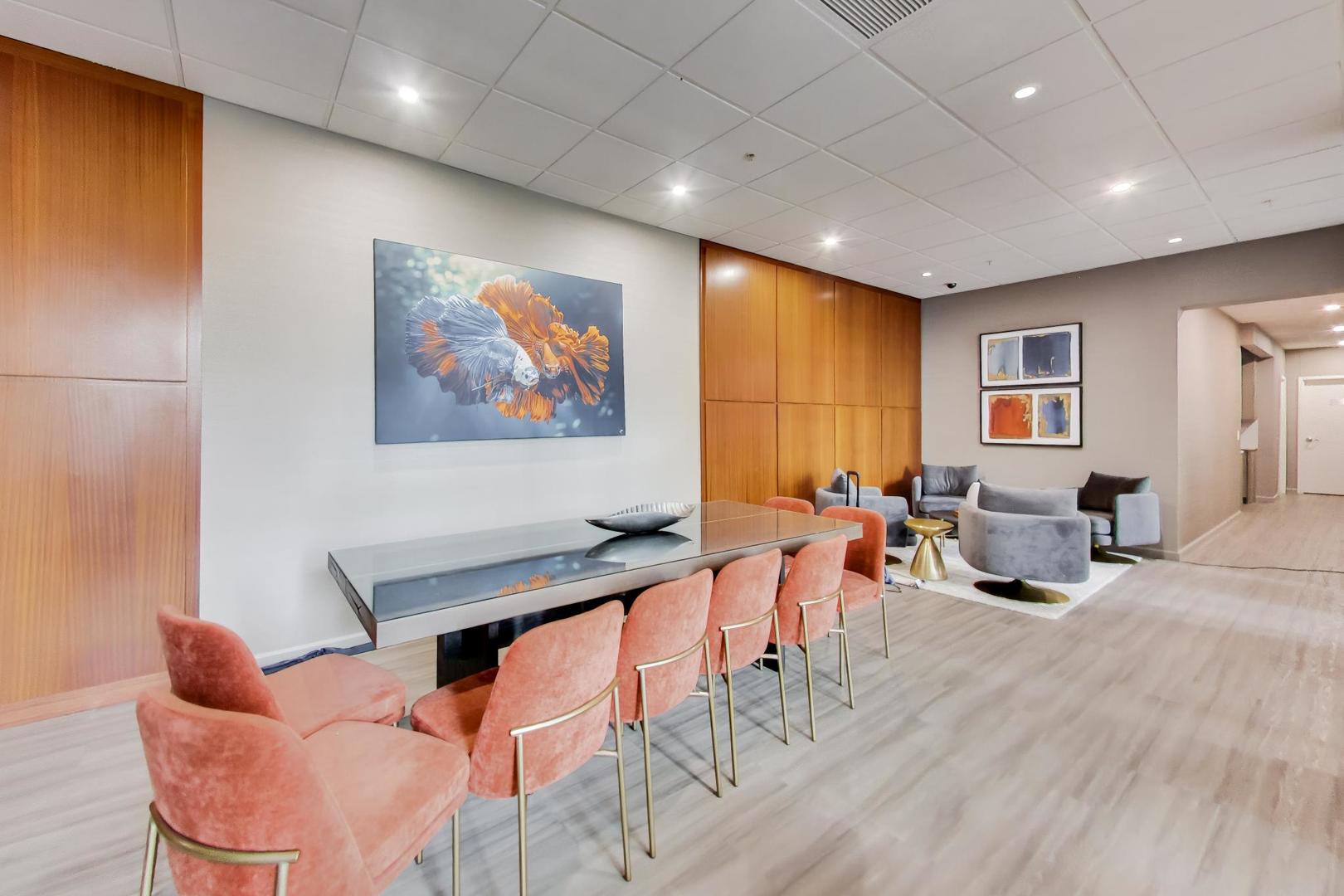 201 N Westshore Drive Unit: 801