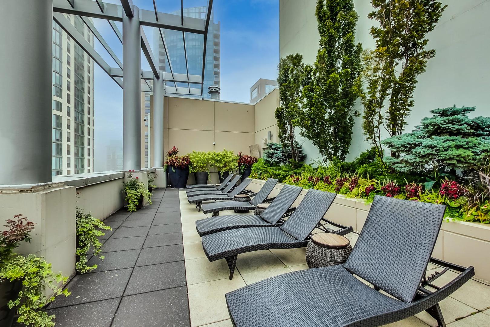 201 N Westshore Drive Unit: 801