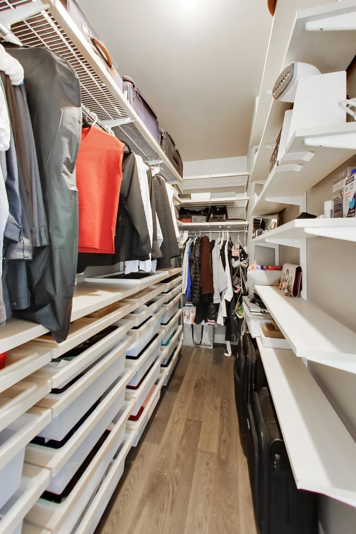 201 N Westshore Drive Unit: 801