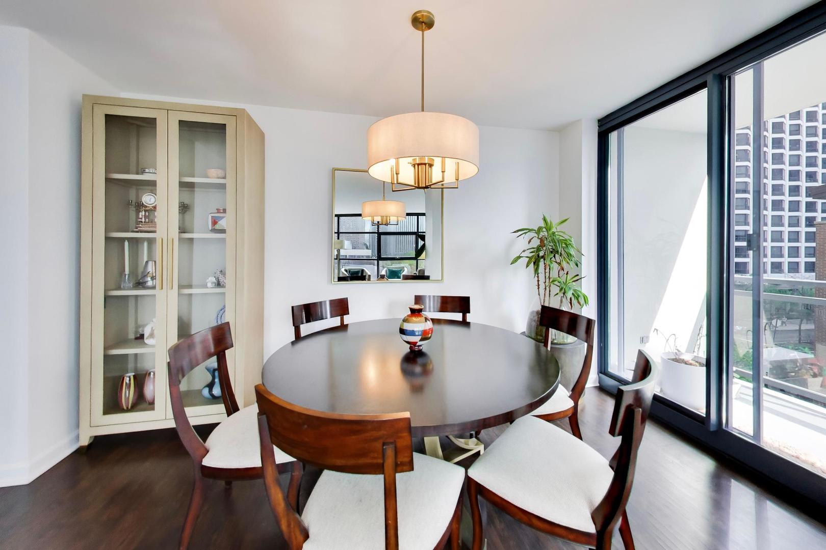 201 N Westshore Drive Unit: 801