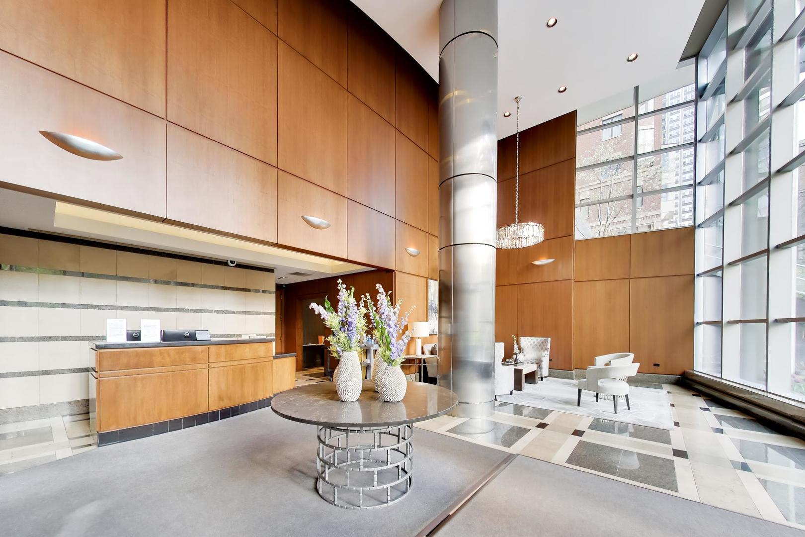 201 N Westshore Drive Unit: 801