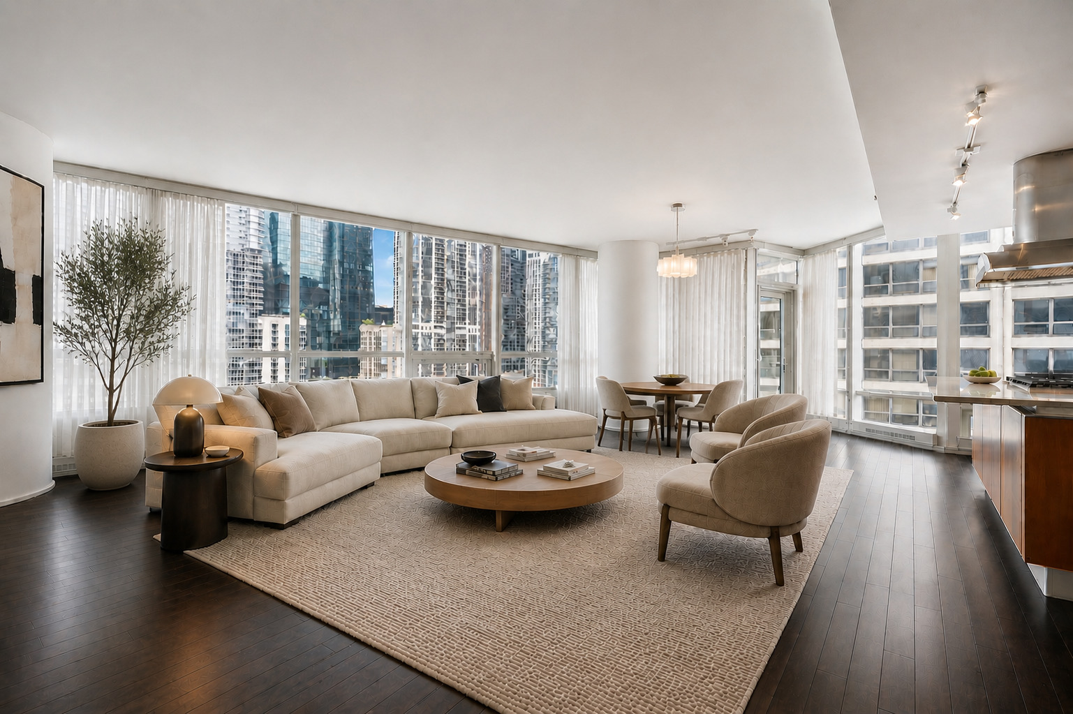 340 E Randolph Street Unit: 500