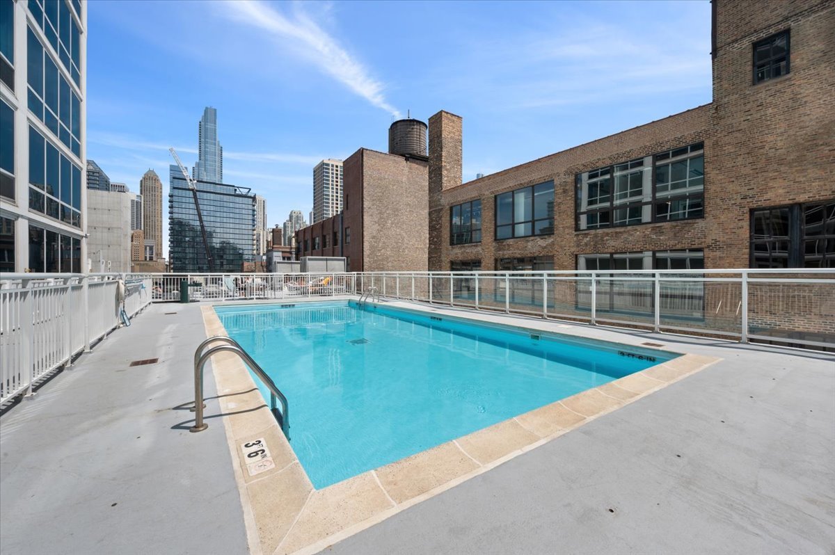 757 N Orleans Street Unit: 908
