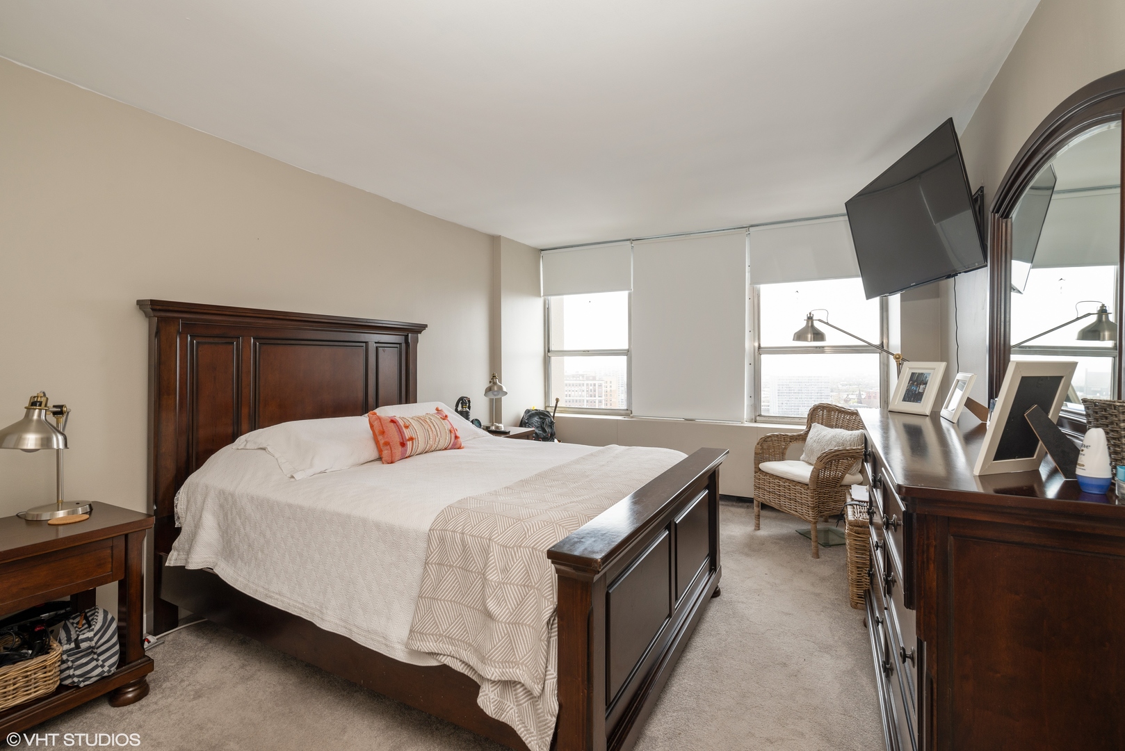 655 W Irving Park Road Unit: 2213