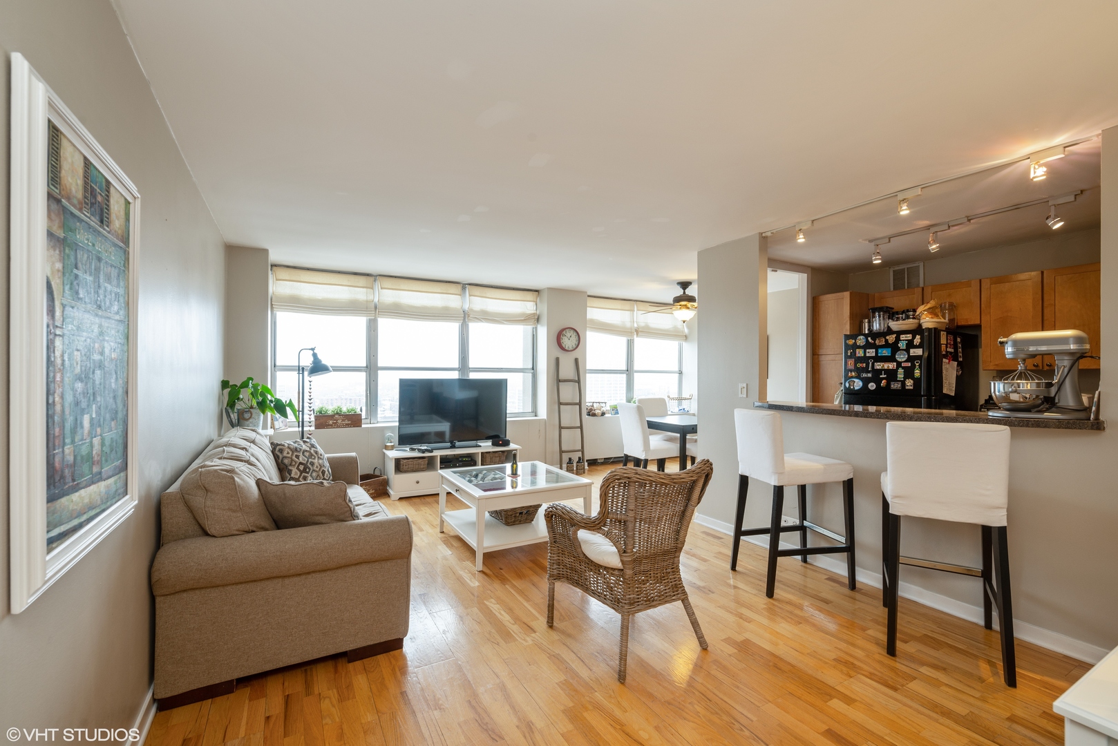 655 W Irving Park Road Unit: 2213
