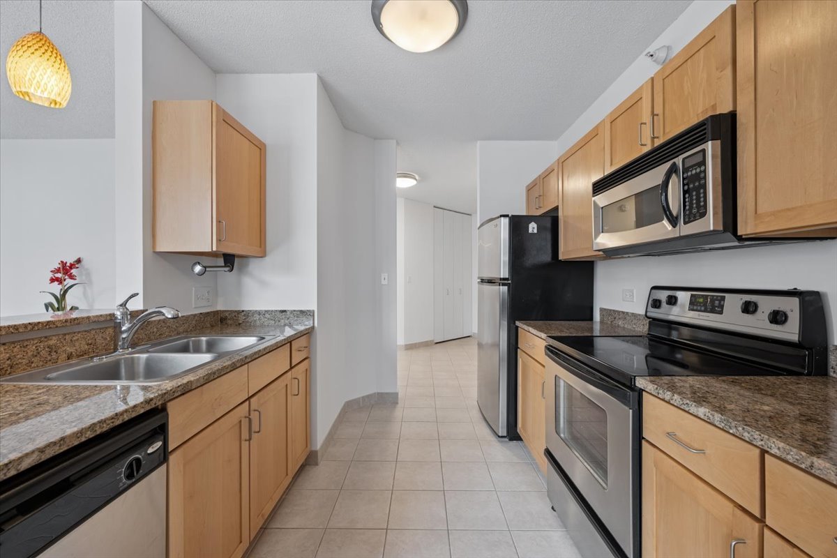 222 N Columbus Drive Unit: 2608