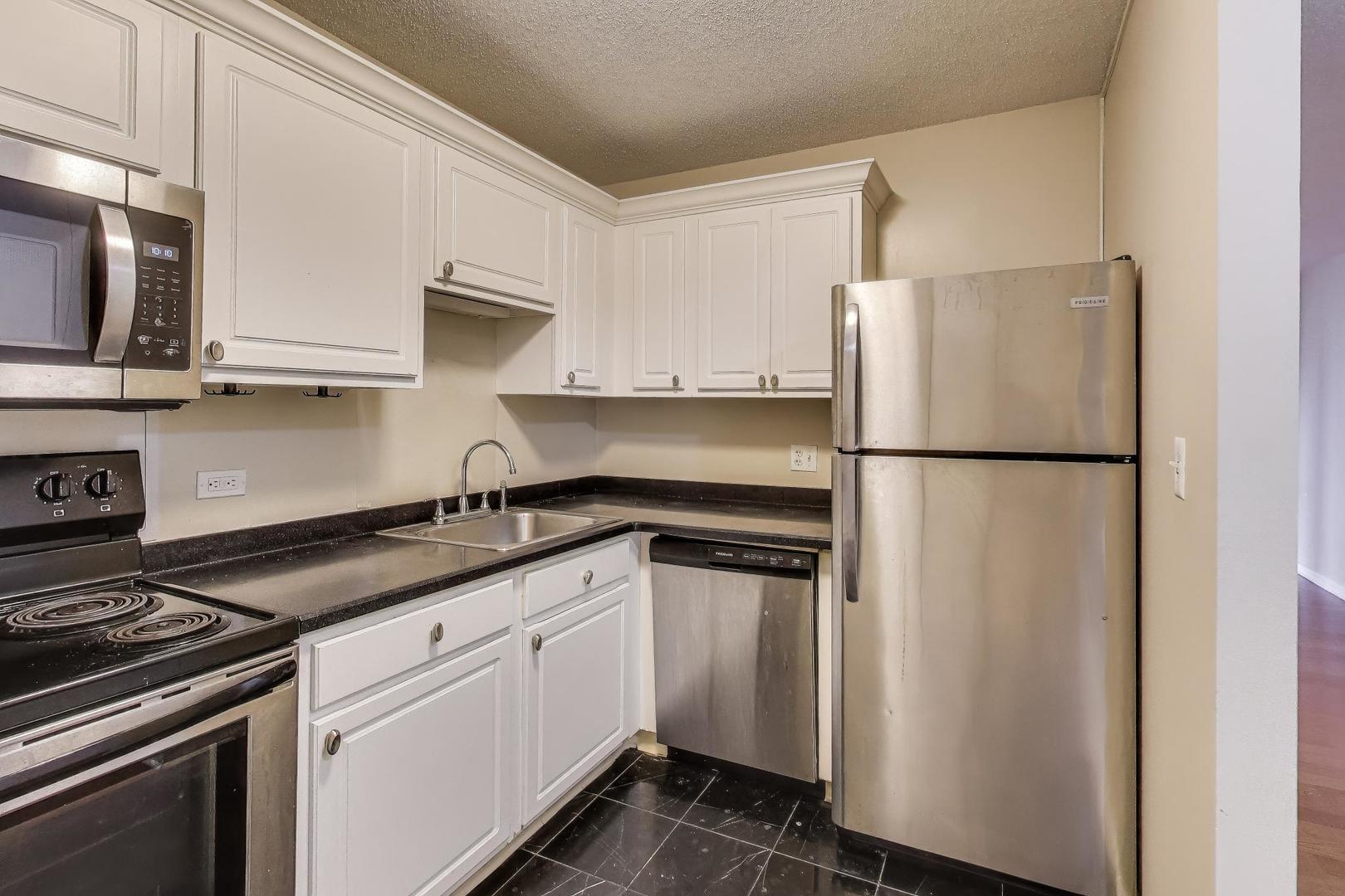 10 E ONTARIO Street Unit: 1110