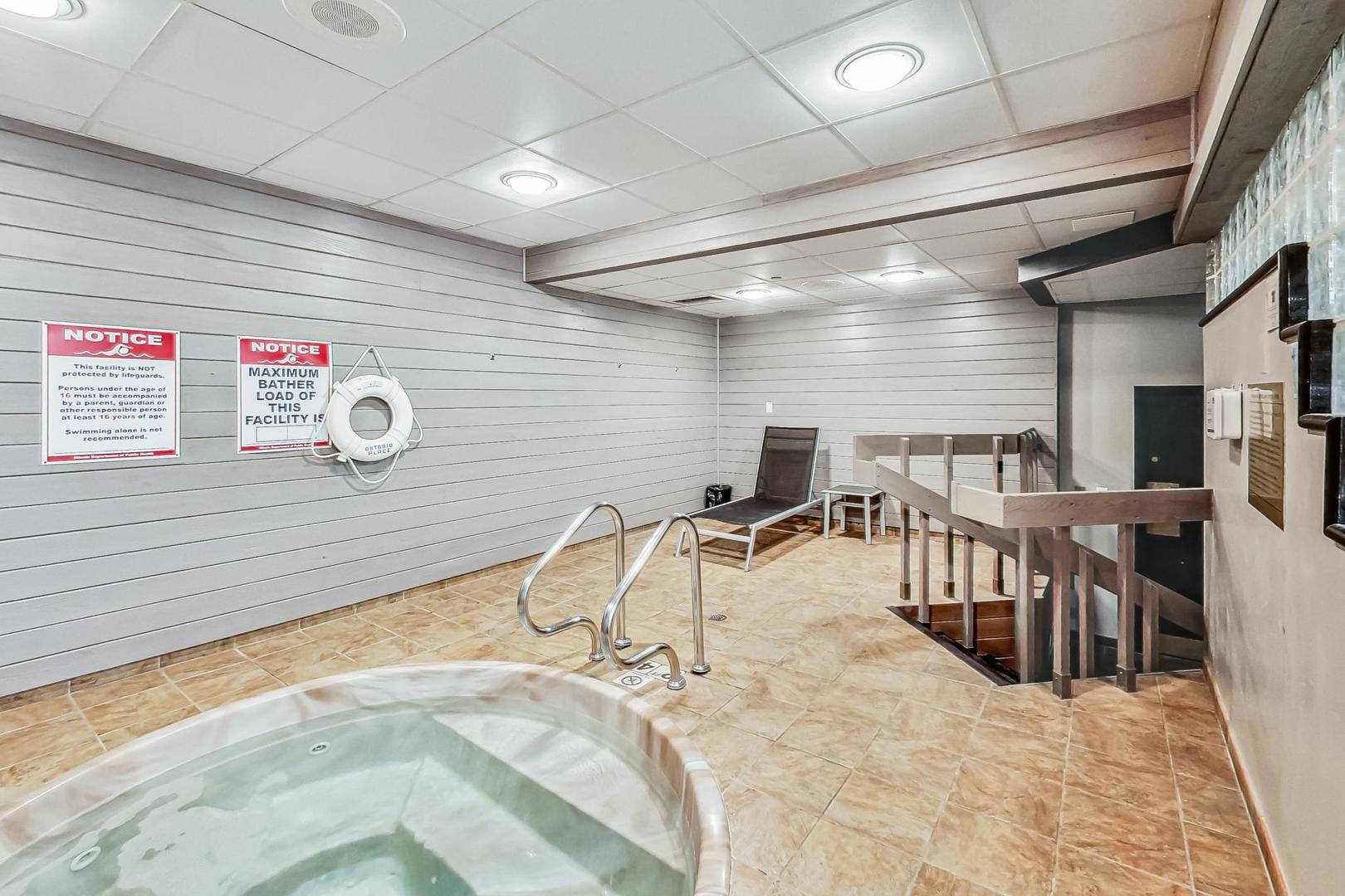 10 E ONTARIO Street Unit: 1110