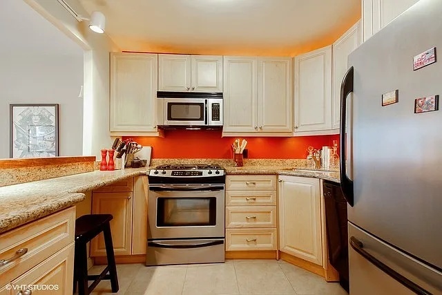 400 E RANDOLPH Street Unit: 3504