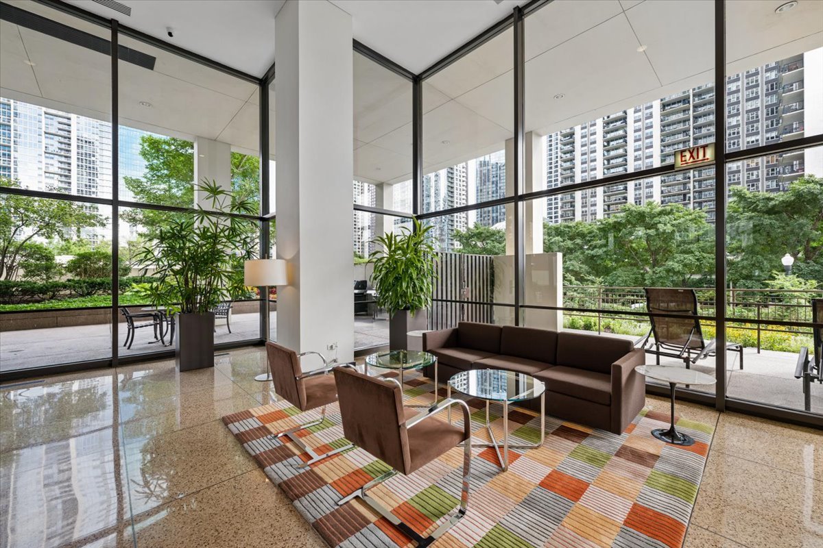 360 E Randolph Street Unit: 901