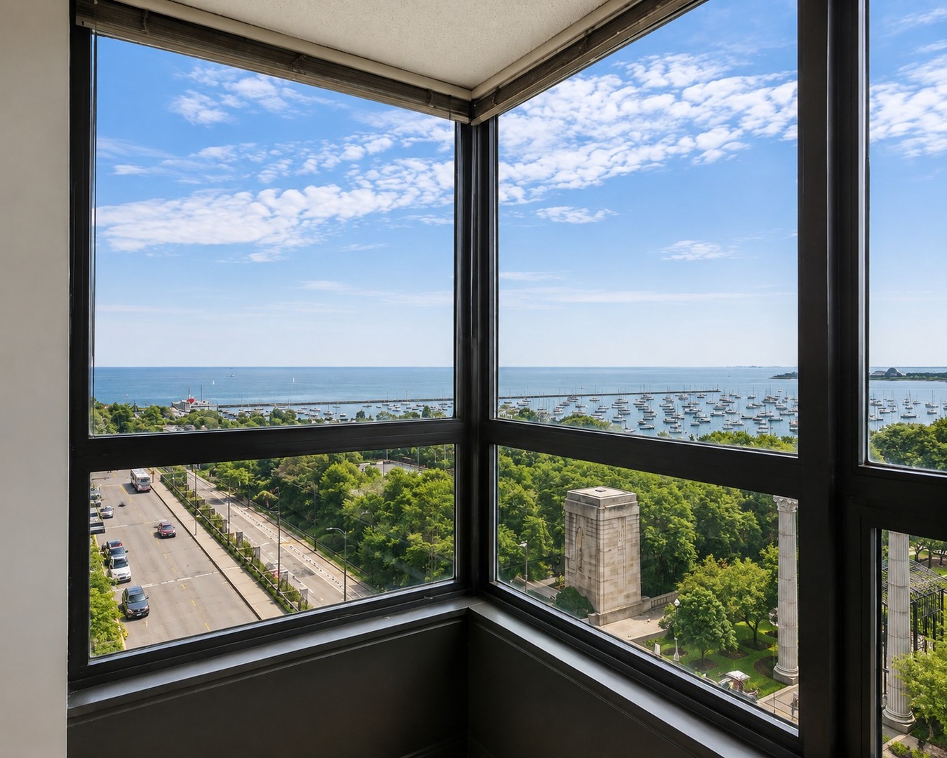 360 E Randolph Street Unit: 901