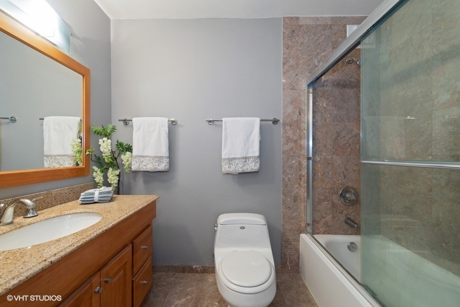 405 N WABASH Avenue Unit: 3401