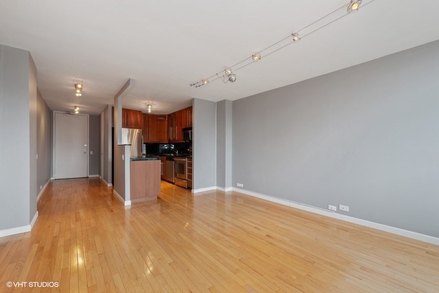 405 N WABASH Avenue Unit: 3401