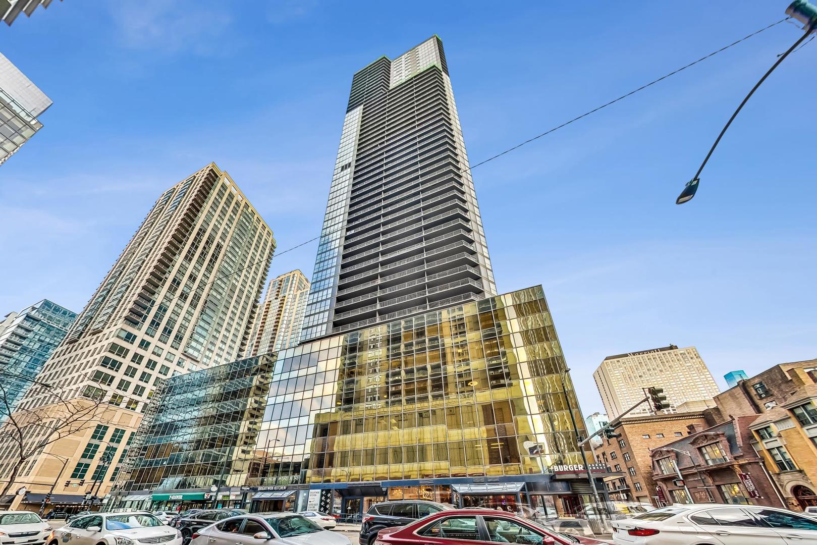 10 E ONTARIO Street Unit: 1110