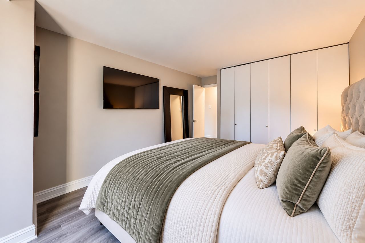 211 E Ohio Street Unit: 1619
