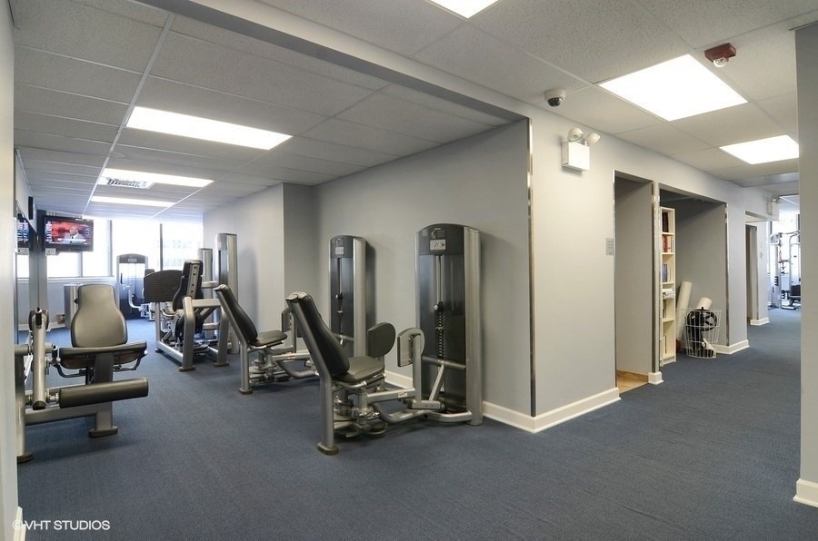405 N WABASH Avenue Unit: 3401