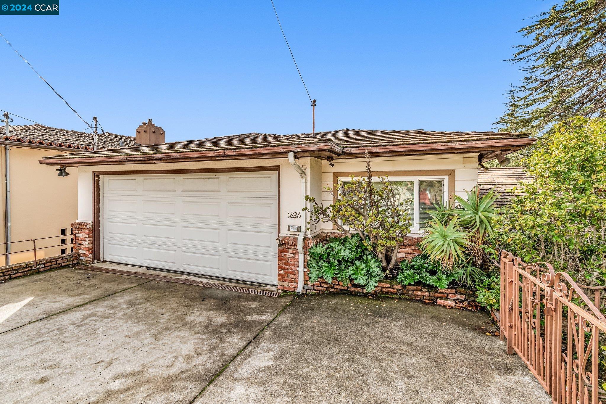 1826 Leimert Blvd